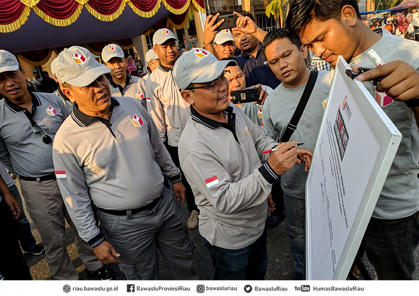 6000 Pengawas Pemilu Se-Riau Nyatakan Kesiapan Awasi Pemilu Tahun 2019