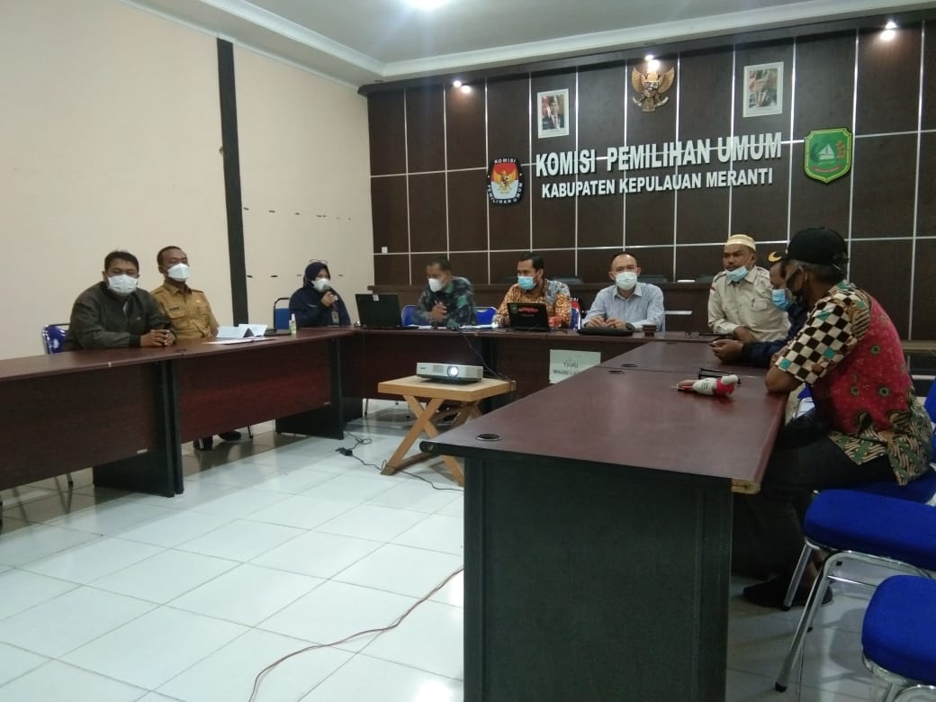 Bawaslu Meranti Awasi Sosialisasi Rapat Persiapan Pemutakhiran Daftar Pemilih Berkelanjutan (DPB) Tahun 2021 yang dilakukan KPU Meranti