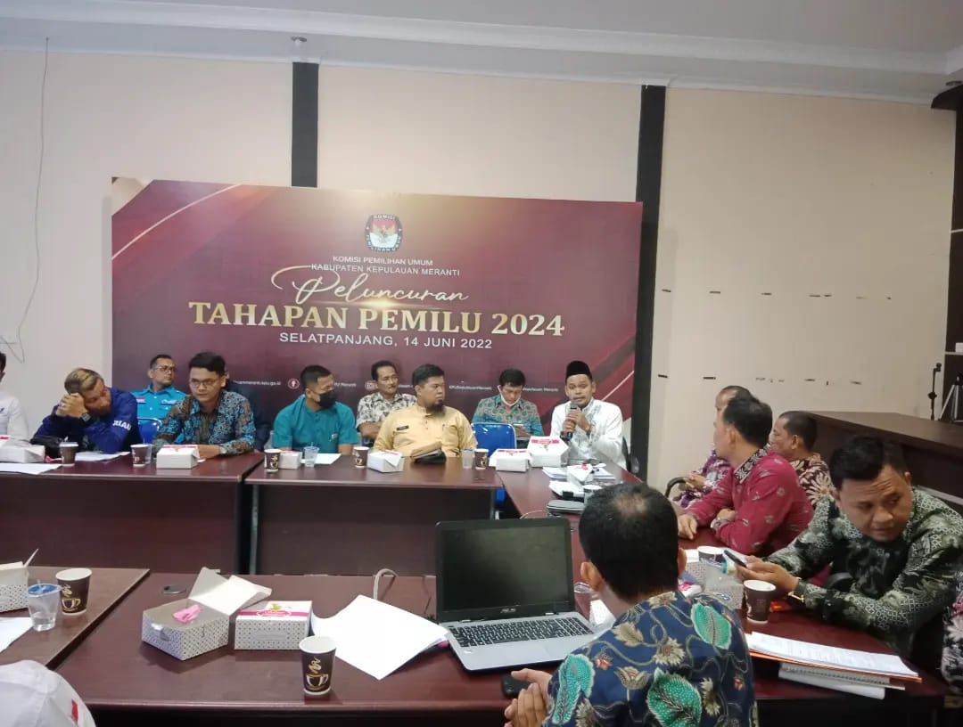 Syamsurizal Harapkan KPU Kepulauan Meranti Bisa Melayani Dengan Maksimal Pada Tahapan Pendaftaran, Verifikasi, dan Penetapan Partai politik Peserta Pemilu 2024