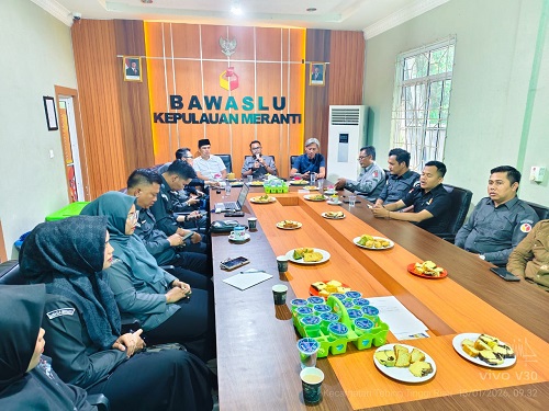 Rapat Internal Bawaslu Kepulauan Meranti, Selasa 13 Desember 2026