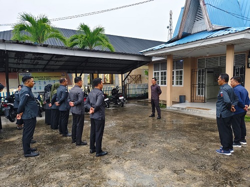 Apel Rutin Senin Pagi Bawaslu Kepulauan Meranti yang dipimpin oleh Rio Andika, M.Pd selaku Anggota Bawaslu Kepulauan Meranti