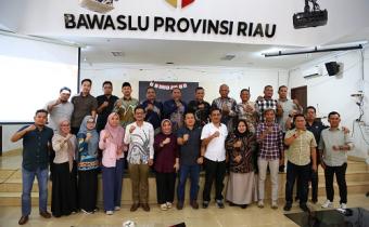 Komisioner Bawaslu Kabuten/Kota se-Provinsi Riau