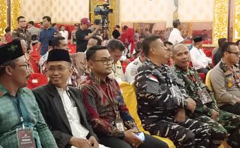 Ketua Bawaslu Kepulauan Meranti Syamsurizal, S.IP., M.IP Saat Menghadiri dan Mengawasi Rapat Pleno Penetapan Bupati dan Wakil Bupati Terpilih Kepulauan Meranti