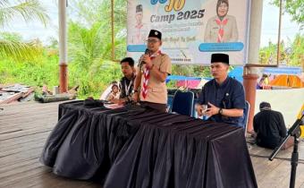 Syamsurizal, S.IP., M.IP, Ketua Bawaslu Kepulauan Meranti Saat Memberikan Materi kepada Anggota Saka Adhyasta Pemilu Gerakan Pramuka Kepulauan Meranti