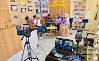 Talk Show Bawaslu Kepulauan Meranti Bersama dengan GenRe Meranti